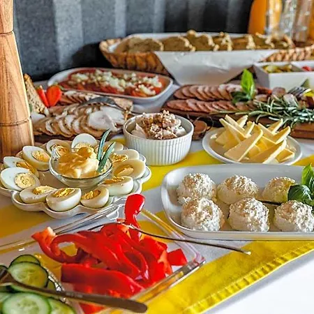 Pajda Mazur - Osrodek Wypoczynkowy Отель *
